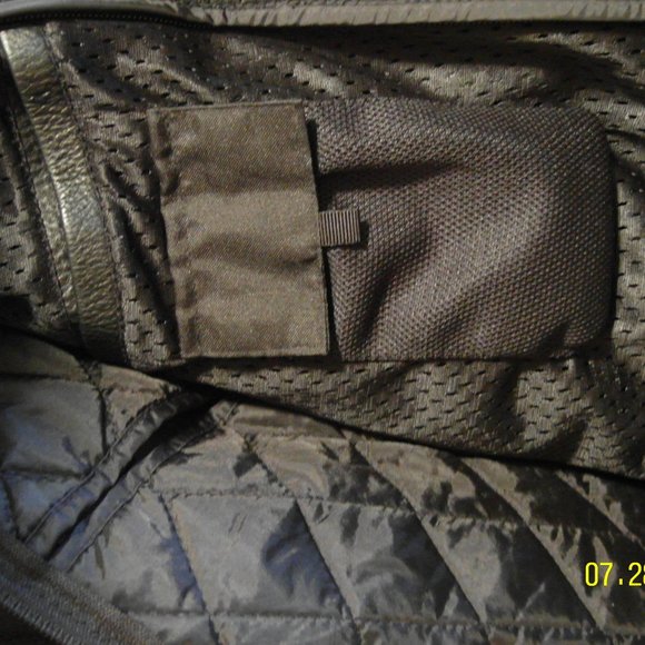 Honda motorcycle leather jacket. - Picture 11 of 16